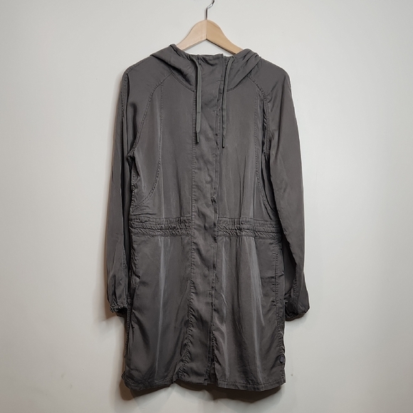 lululemon athletica Olive Green Jacket - Picture 3 of 11